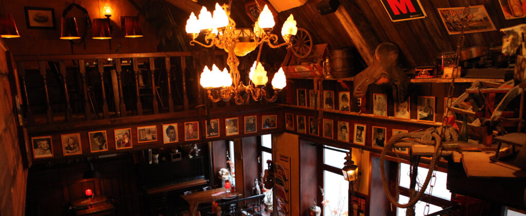 Interior of Eatery de Paerdestal in Hoorn